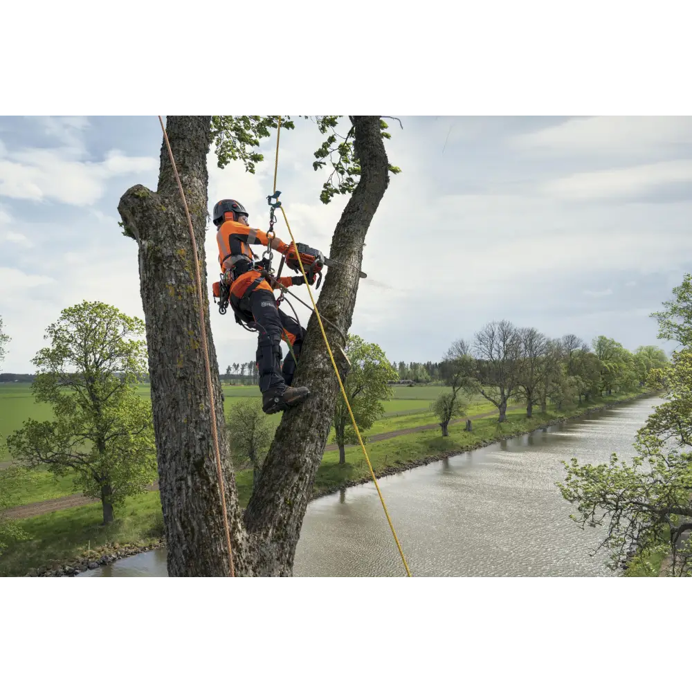 Husqvarna T540 XP Mark III Top Handle Chainsaw - Image 3