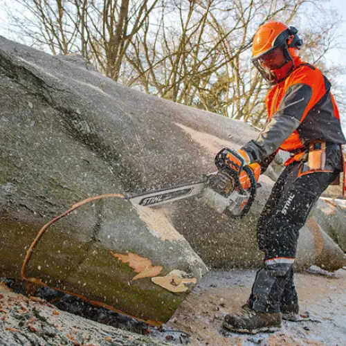 Stihl MS 661 C-M Chainsaw - Image 3
